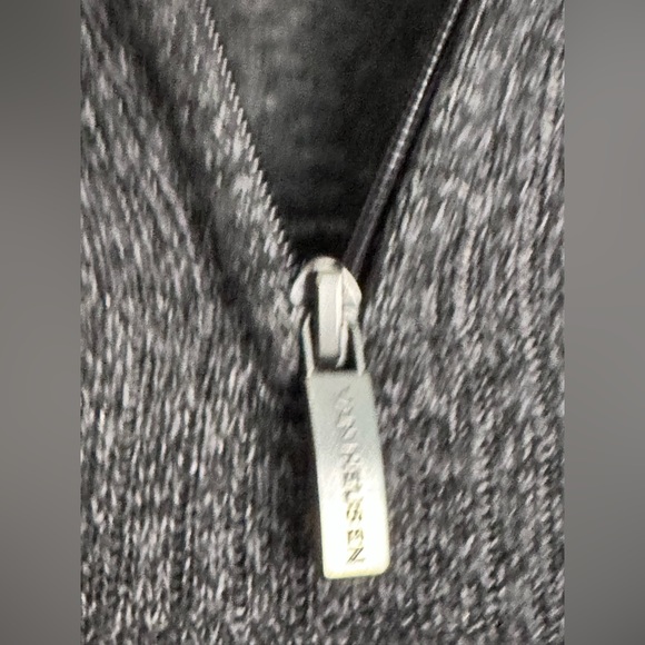 Van Heusen Flex Natural Stretch 1/4 Zip Pullover Sweater - Picture 3 of 8